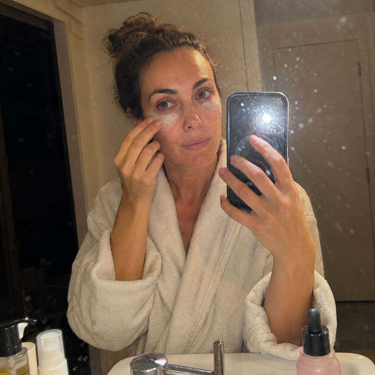 Cellene Hyaluronic Acid Microneedle Eye Mask